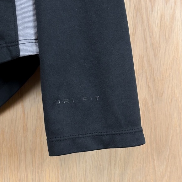 Nike Dri-FIT Long Sleeve Pullover Shirt - Picture 3 of 10